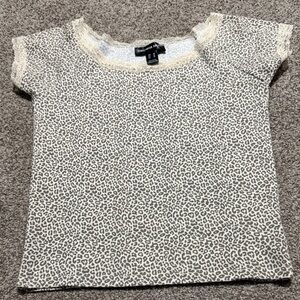 Streetwear Society Cream and Gray Animal Print babydoll Tee